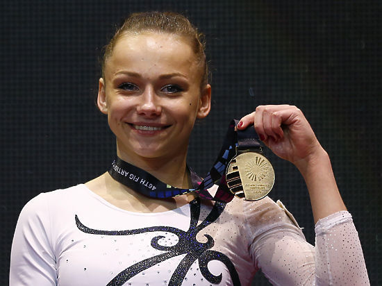 Спортивная гимнастика, чемпионат мира: Пасека, Комова, Спиридонова – три золота Глазго!