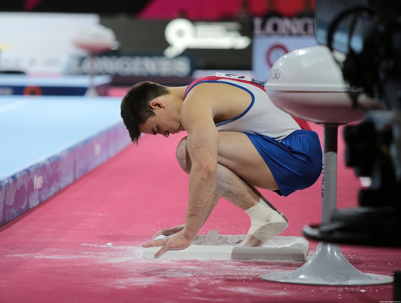 Нагорный заявил, что его "подставили" в финале ЧМ в вольных упражнениях